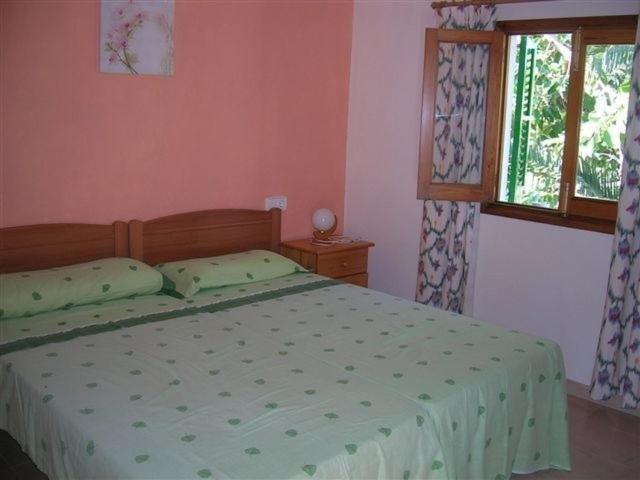 Pension Las Tres Golondrinas Playa DPlaya Des Figueral Esterno foto